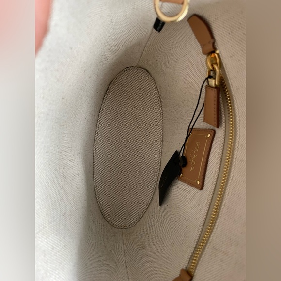 Prada Logo Print Mini Bucket Bag - Picture 14 of 15